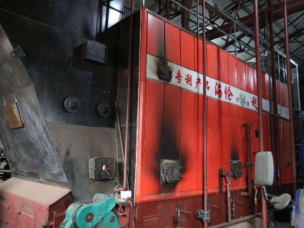 新農(nóng)村新供熱，秸稈變綠煤，秸稈直燃鍋爐來(lái)幫忙